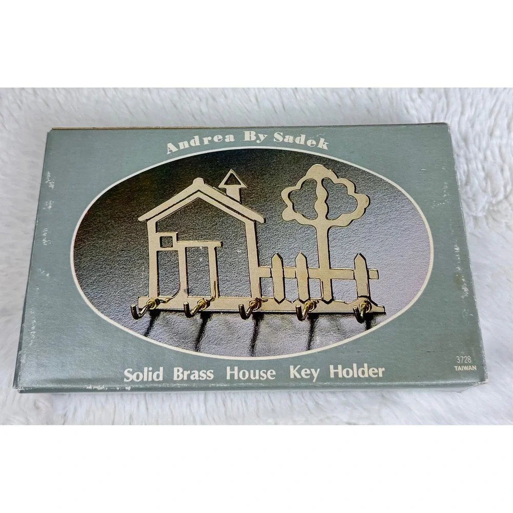 NEW VTG Andrea By Sadek Solid Brass House Key Holder Wall Hook Cottage